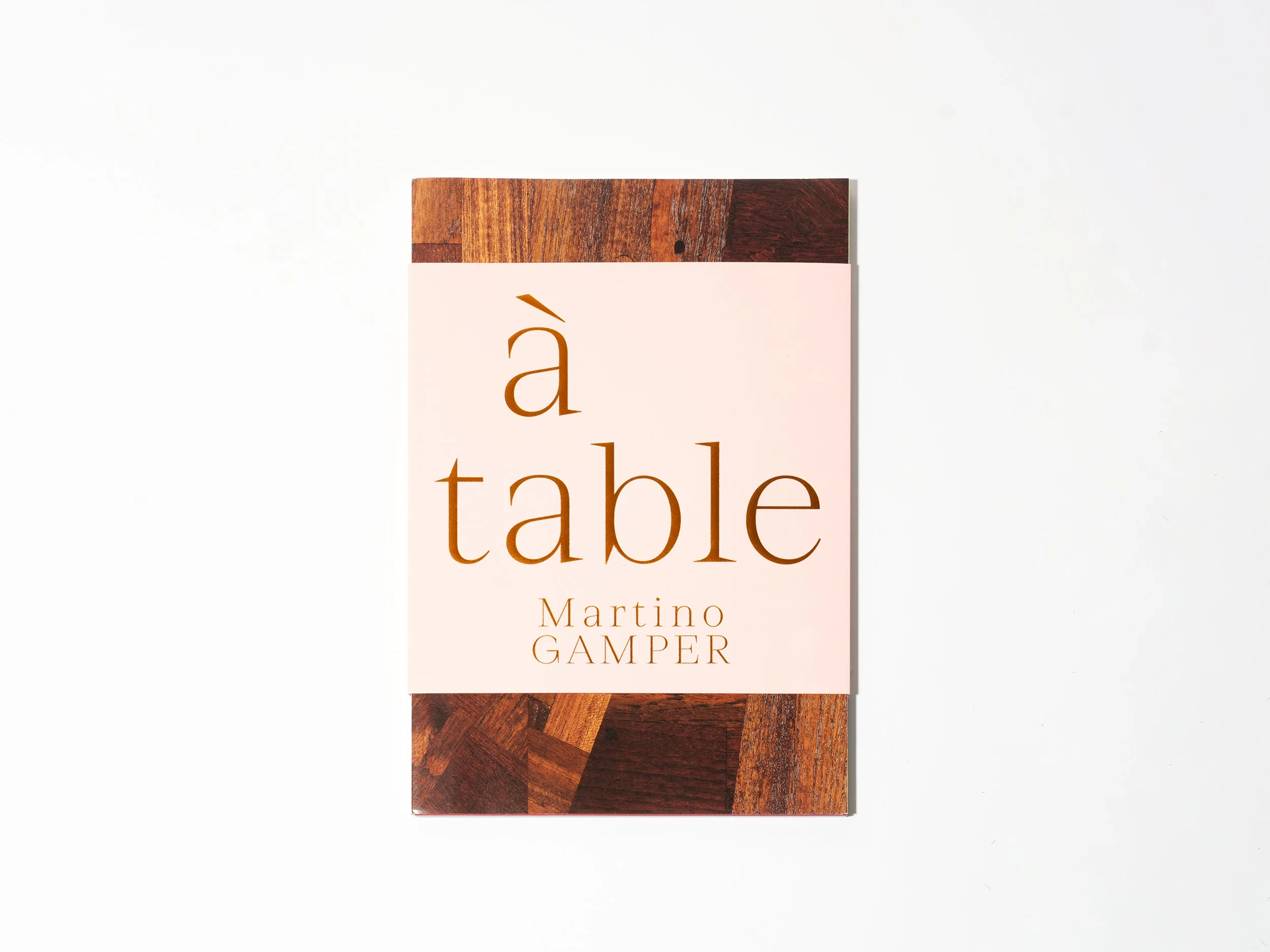 Á table