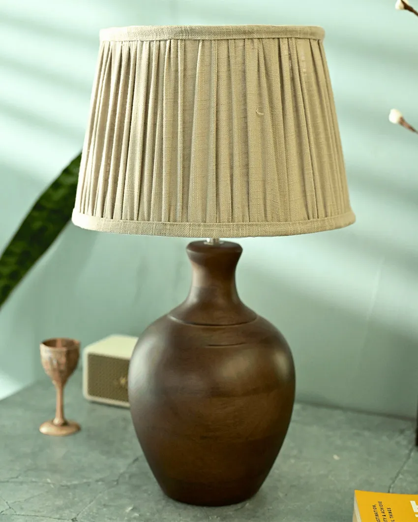 Chic Illumination Table Lamp